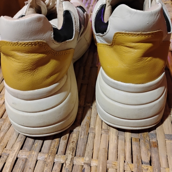 Steve Madden Womens Memory Pink / Multicolored Shoes - Picture 4 of 8